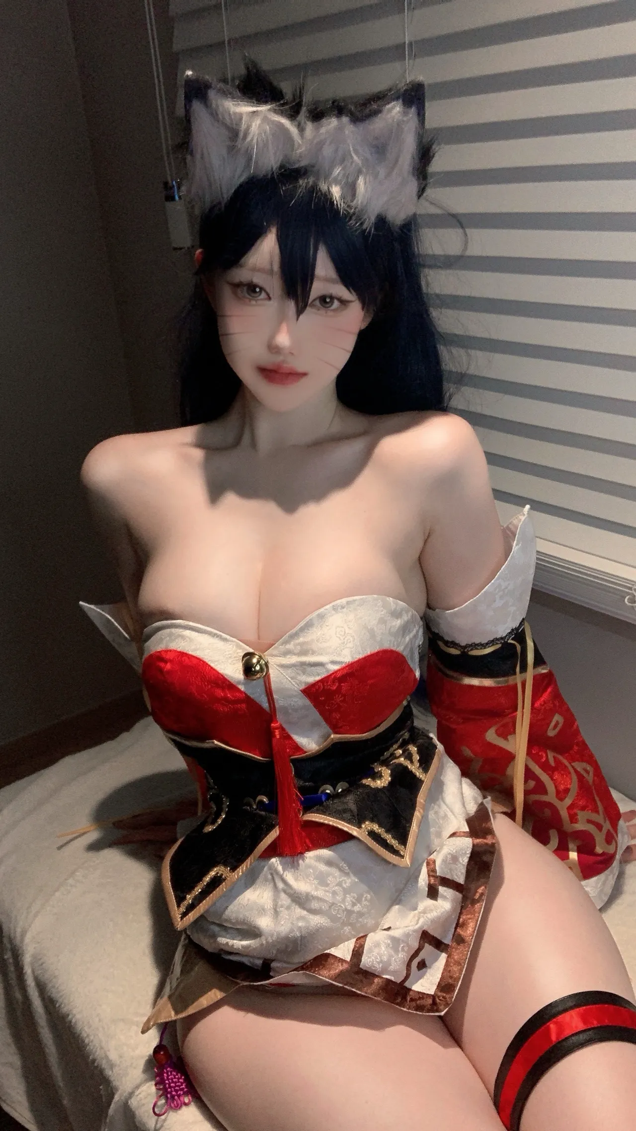 evawxsh - Ahri League of Legends-erohere12.webp